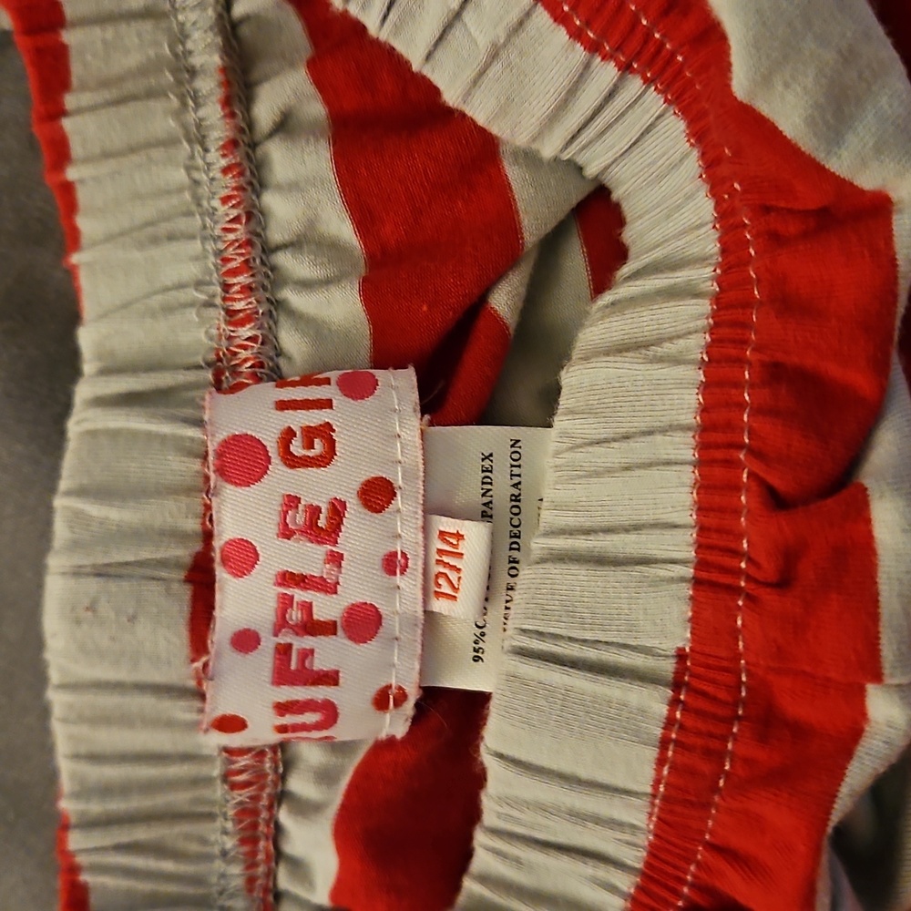 12/14 Ruffle Girl Red and Gray Raglan Sleeve Top - Picture 5 of 5